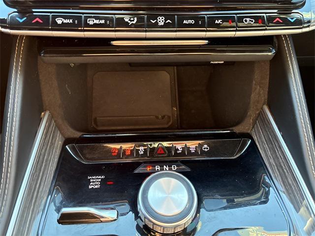 used 2022 Jeep Wagoneer car, priced at $38,534