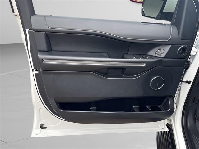 used 2021 Ford Expedition car, priced at $31,722
