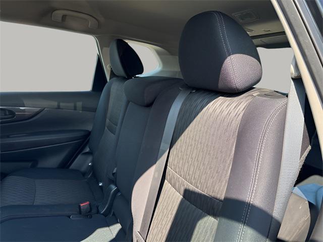 used 2019 Nissan Rogue car, priced at $18,258