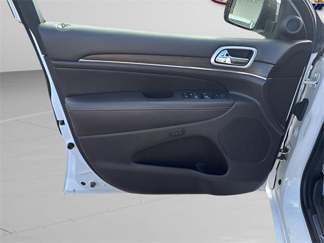 used 2018 Jeep Grand Cherokee car, priced at $19,177