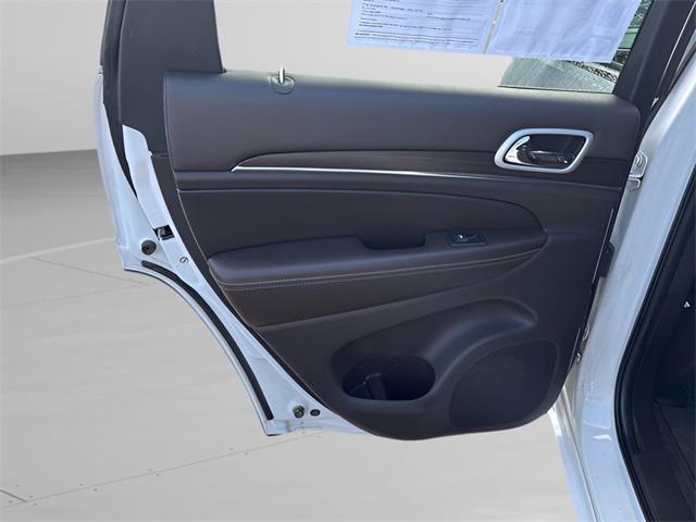 used 2018 Jeep Grand Cherokee car, priced at $19,177