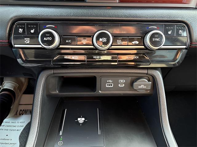 used 2023 Honda Pilot car, priced at $41,796