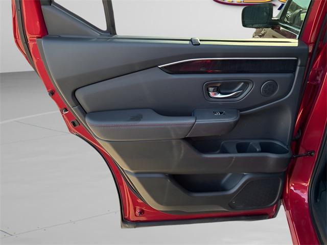 used 2023 Honda Pilot car, priced at $41,796