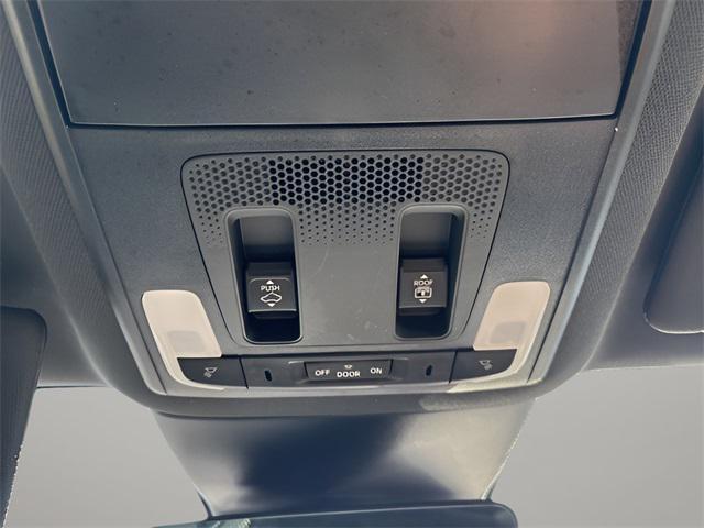 used 2023 Honda Pilot car, priced at $41,796