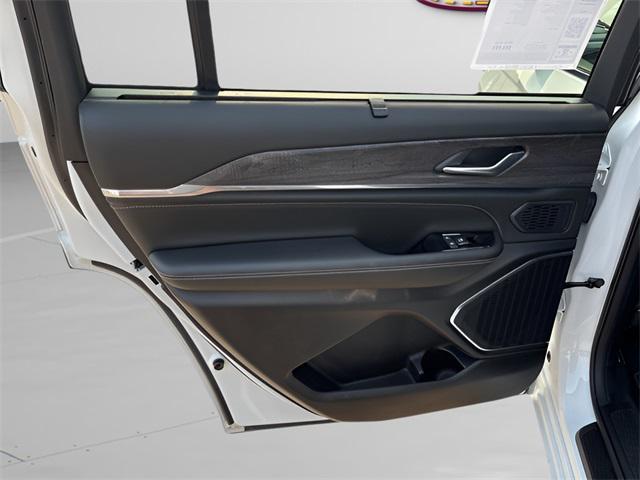 used 2025 Jeep Grand Cherokee L car, priced at $48,577