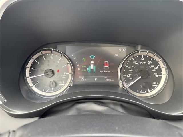 used 2023 Toyota Highlander car, priced at $43,877