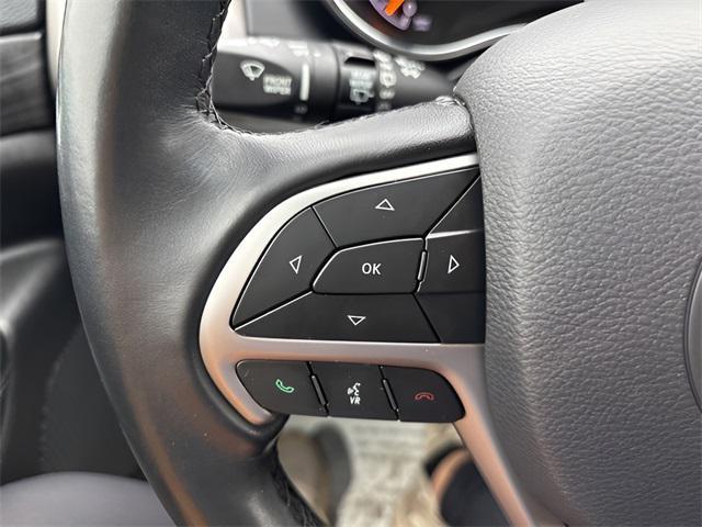 used 2020 Jeep Grand Cherokee car, priced at $18,477