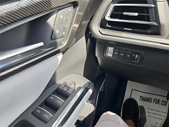 new 2026 Chevrolet Traverse car, priced at $57,274