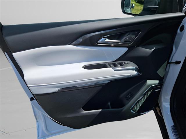 new 2026 Chevrolet Traverse car, priced at $57,274