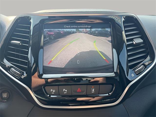 used 2021 Jeep Cherokee car, priced at $20,977