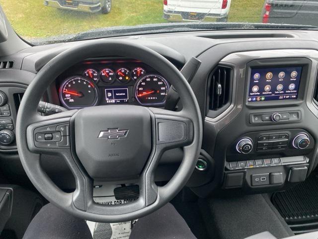 new 2025 Chevrolet Silverado 1500 car, priced at $46,113