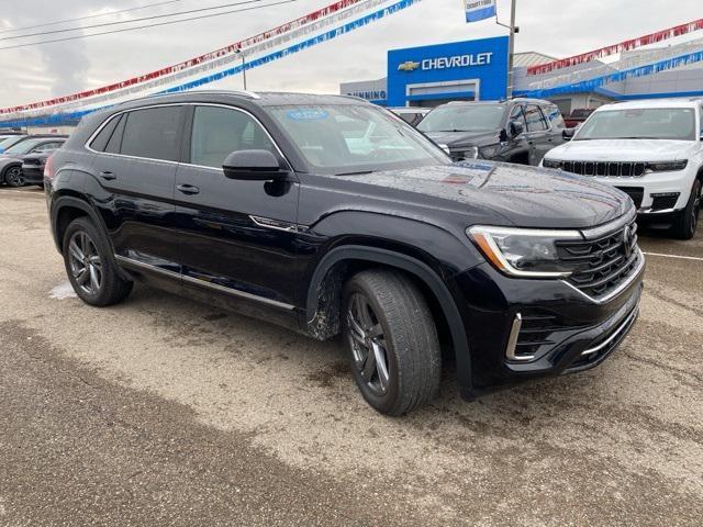 used 2024 Volkswagen Atlas Cross Sport car, priced at $39,628