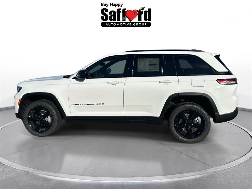 new 2025 Jeep Grand Cherokee car, priced at $41,755