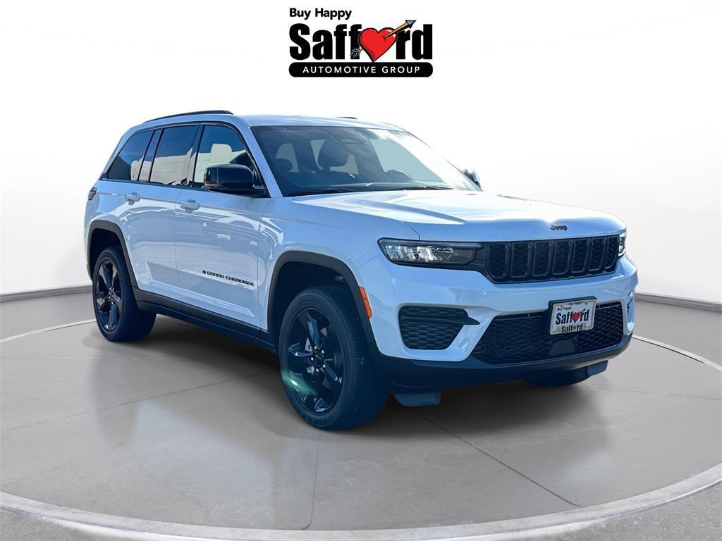 new 2025 Jeep Grand Cherokee car, priced at $41,755