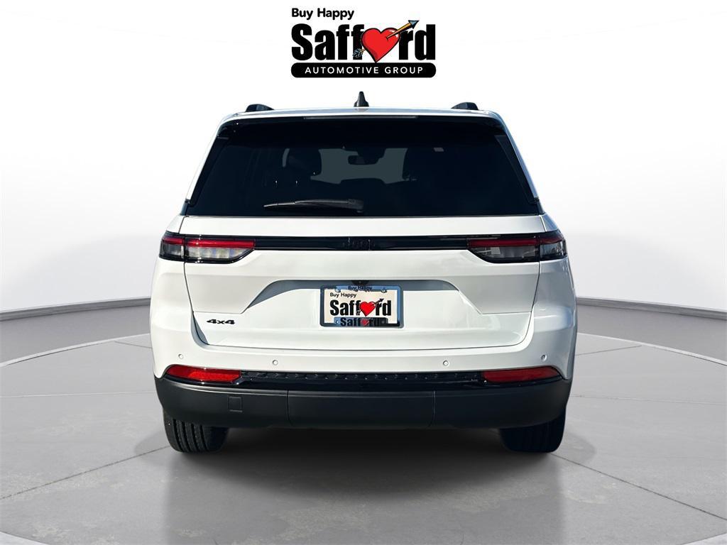 new 2025 Jeep Grand Cherokee car, priced at $41,755