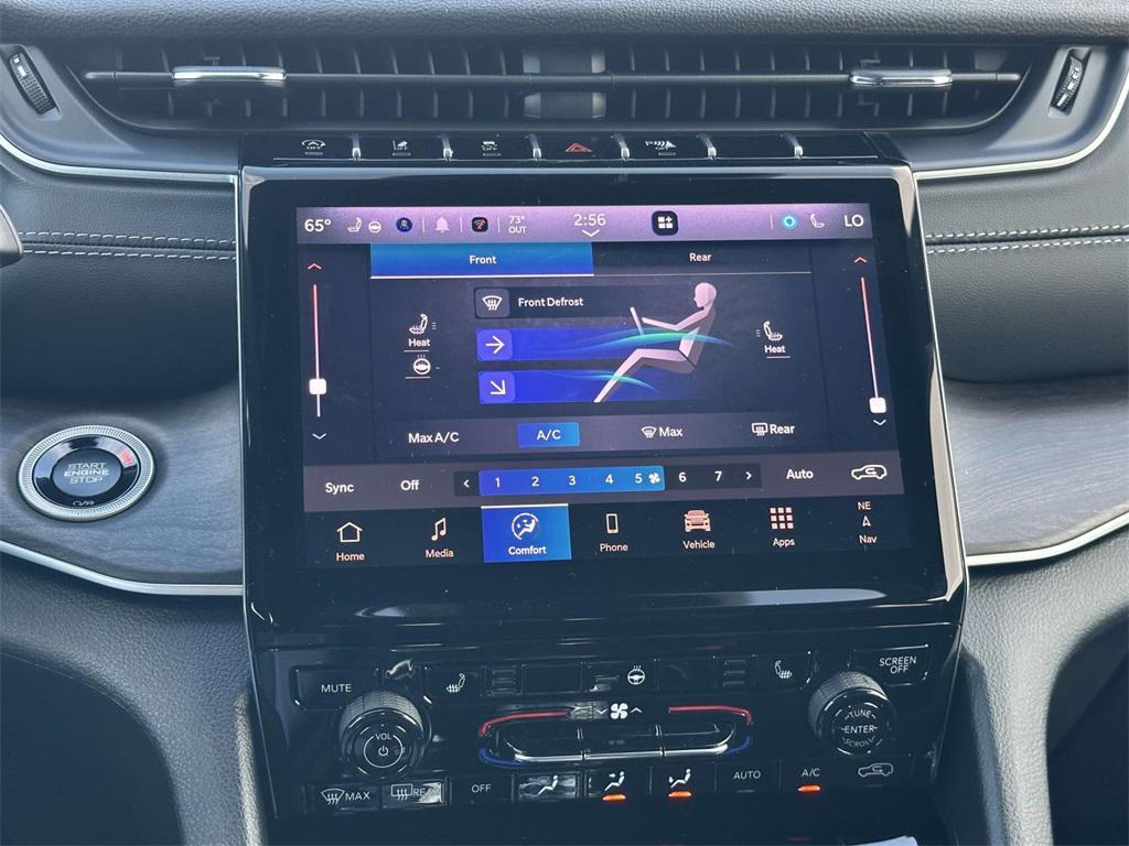 new 2025 Jeep Grand Cherokee L car, priced at $47,005