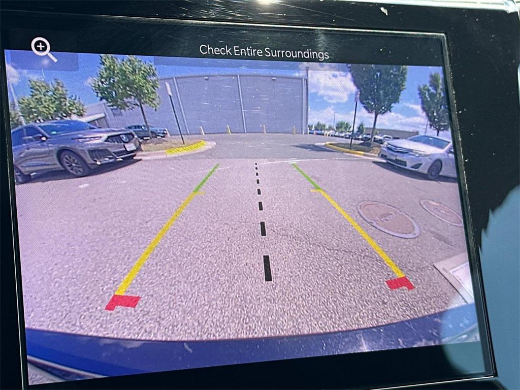 used 2024 Jeep Grand Cherokee L car, priced at $29,990