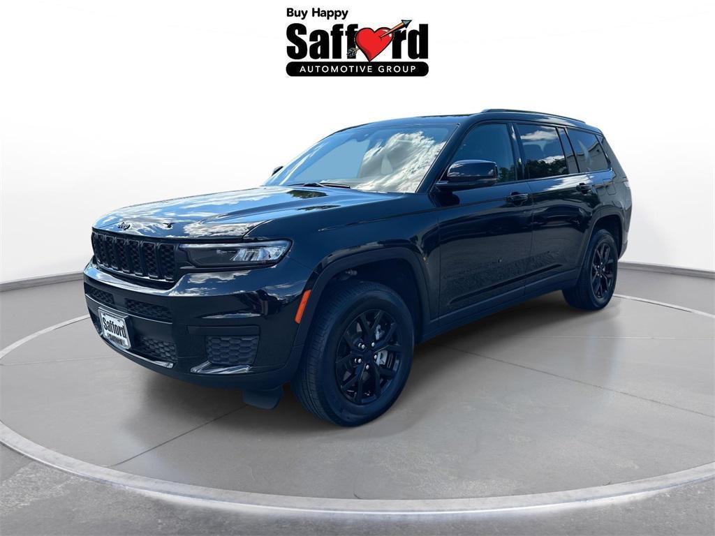 used 2024 Jeep Grand Cherokee L car, priced at $33,671