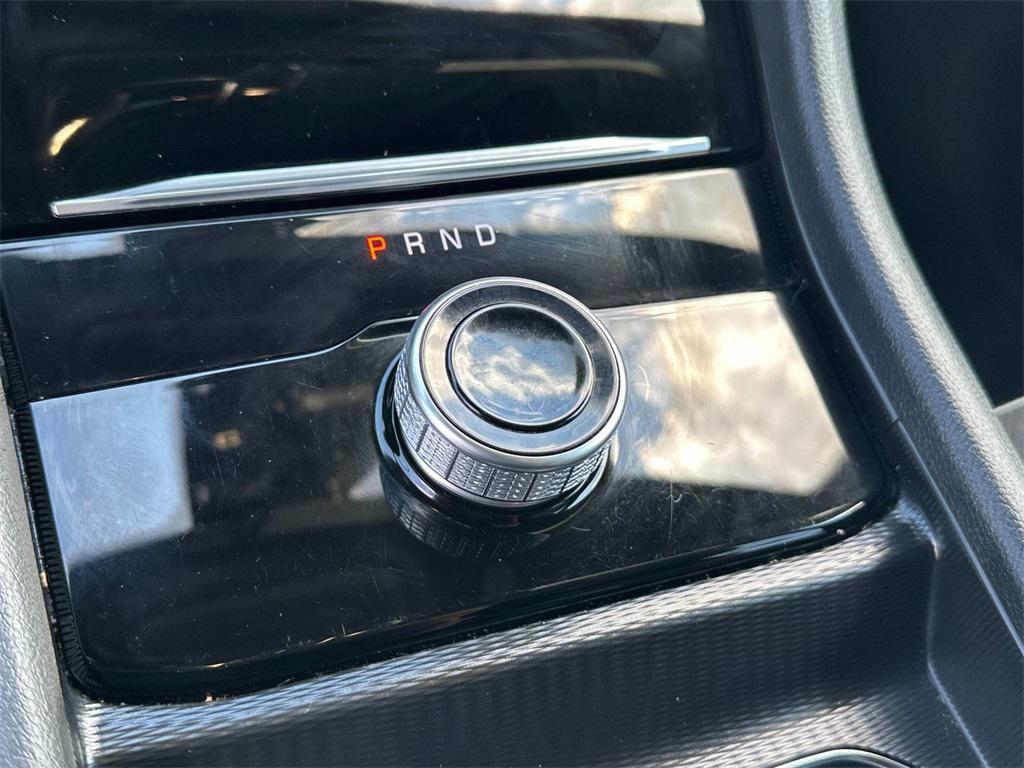 used 2024 Jeep Grand Cherokee L car, priced at $29,990