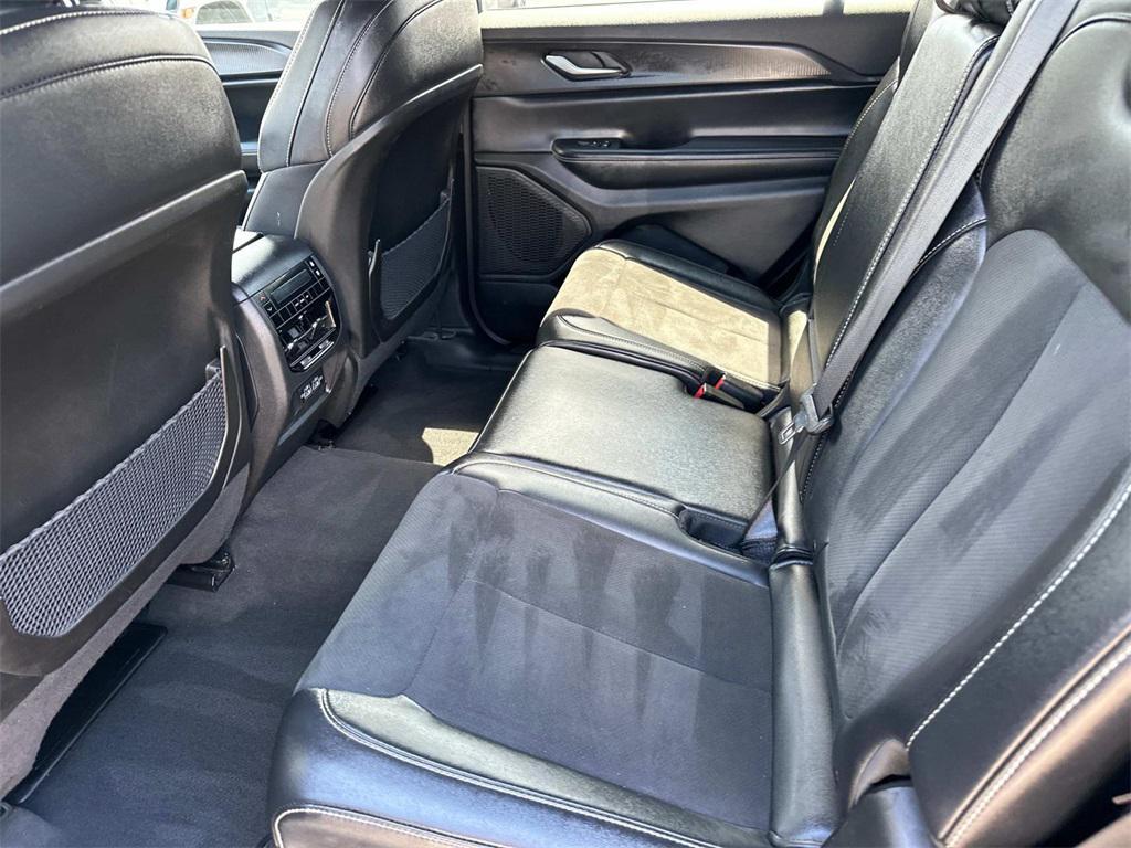 used 2024 Jeep Grand Cherokee L car, priced at $29,990