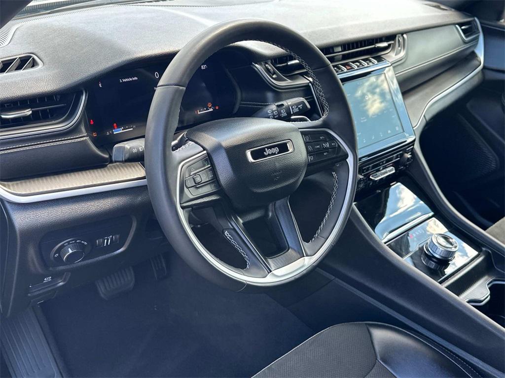 used 2024 Jeep Grand Cherokee L car, priced at $29,990