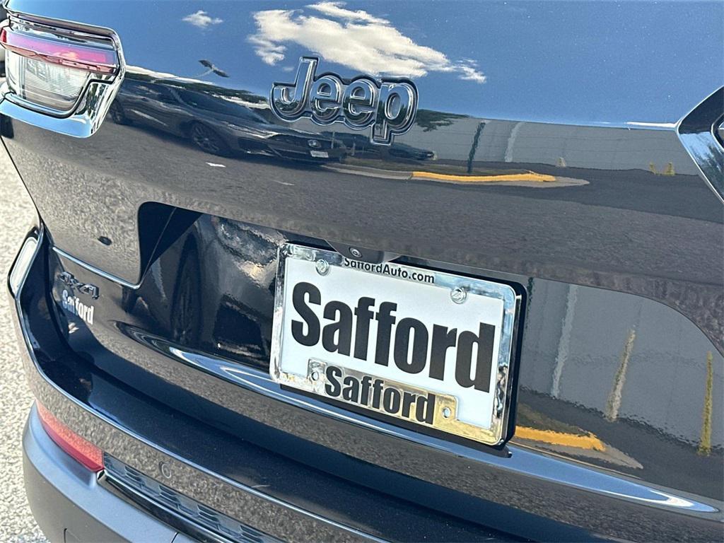 used 2024 Jeep Grand Cherokee L car, priced at $29,990