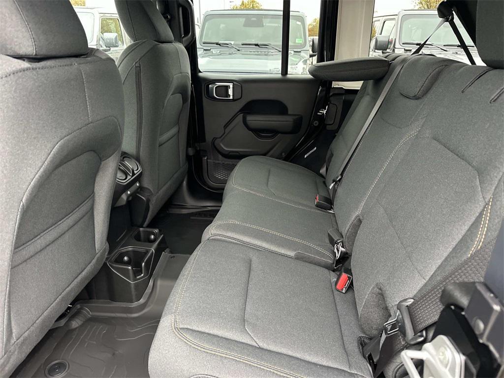 new 2026 Jeep Wrangler car, priced at $44,305