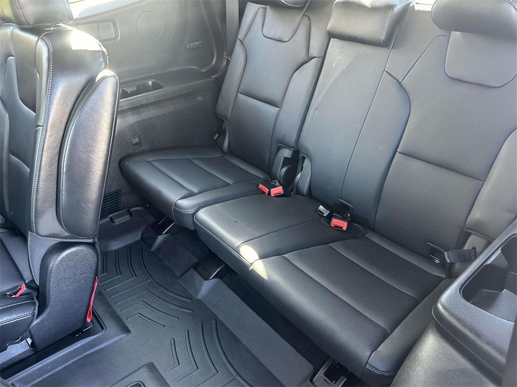 used 2024 Kia Telluride car, priced at $33,175