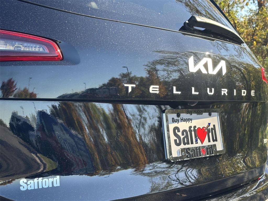 used 2024 Kia Telluride car, priced at $33,175