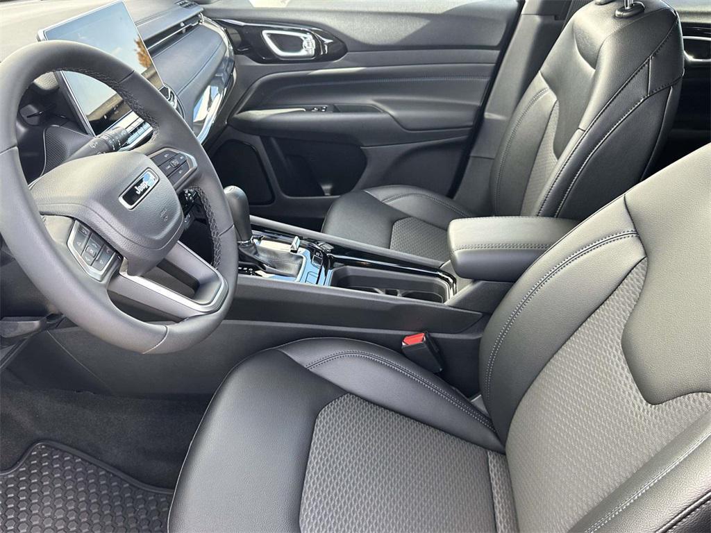 new 2026 Jeep Compass car, priced at $29,625
