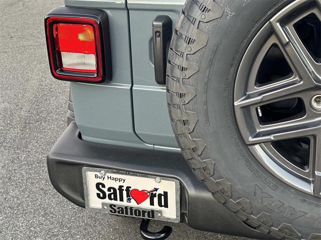 new 2026 Jeep Wrangler car, priced at $44,305