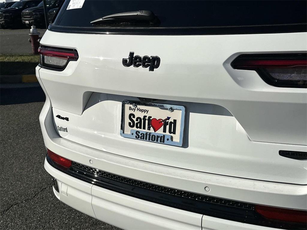 new 2025 Jeep Grand Cherokee L car, priced at $63,424