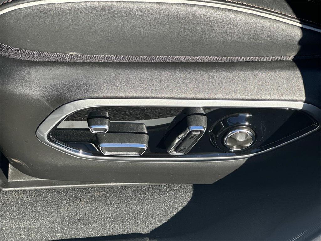 new 2025 Jeep Grand Cherokee L car, priced at $63,424