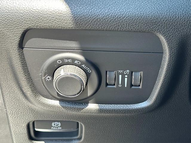 new 2025 Jeep Grand Cherokee L car, priced at $43,222
