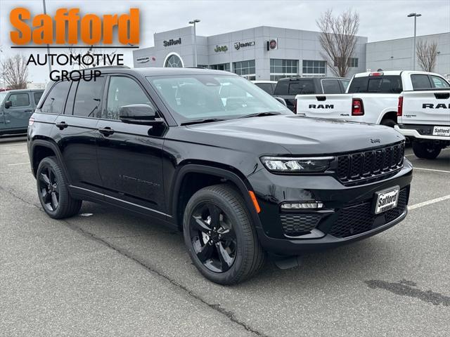 new 2025 Jeep Grand Cherokee car, priced at $50,290