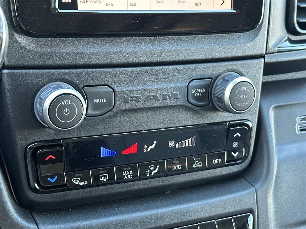 new 2025 Ram ProMaster 1500 car, priced at $41,305