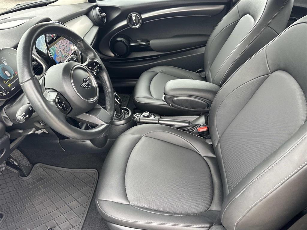 used 2024 MINI Hardtop car, priced at $25,500