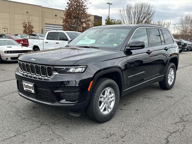 new 2025 Jeep Grand Cherokee car, priced at $34,992