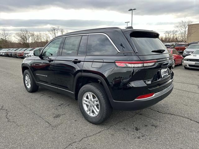 new 2025 Jeep Grand Cherokee car, priced at $34,992