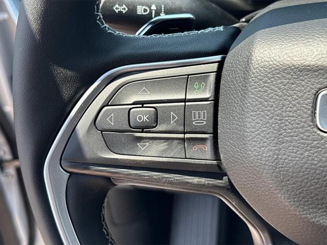new 2025 Jeep Grand Cherokee L car, priced at $43,900