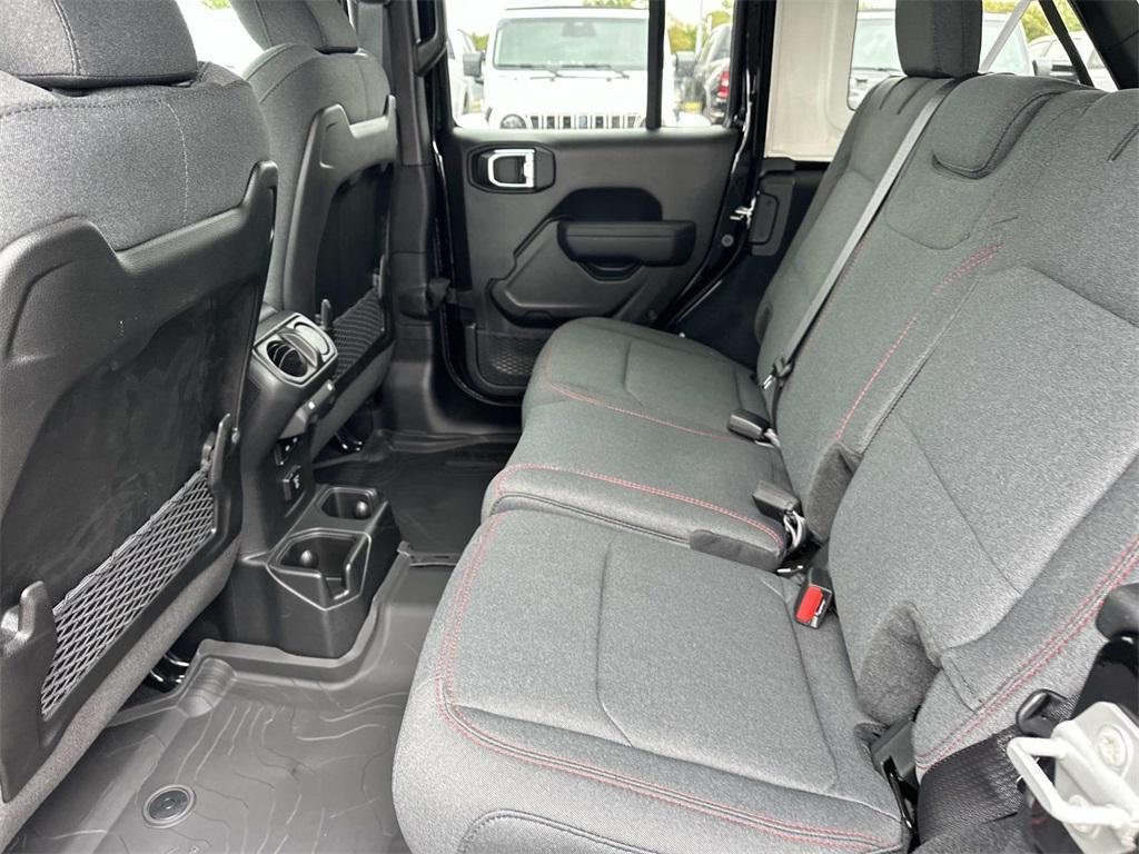 new 2025 Jeep Wrangler car, priced at $54,405