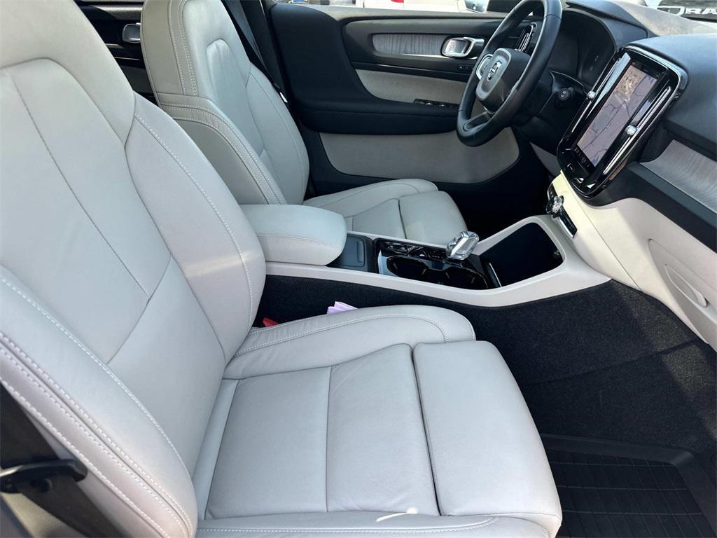 used 2023 Volvo XC40 car, priced at $32,800