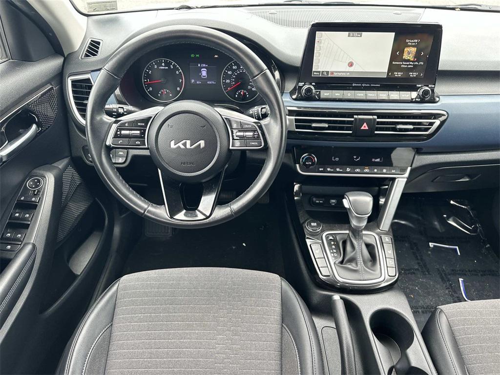used 2023 Kia Seltos car, priced at $20,878