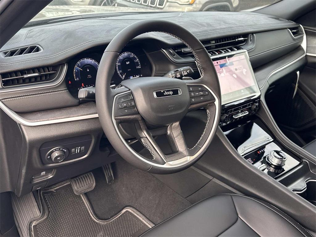 new 2025 Jeep Grand Cherokee L car, priced at $46,005