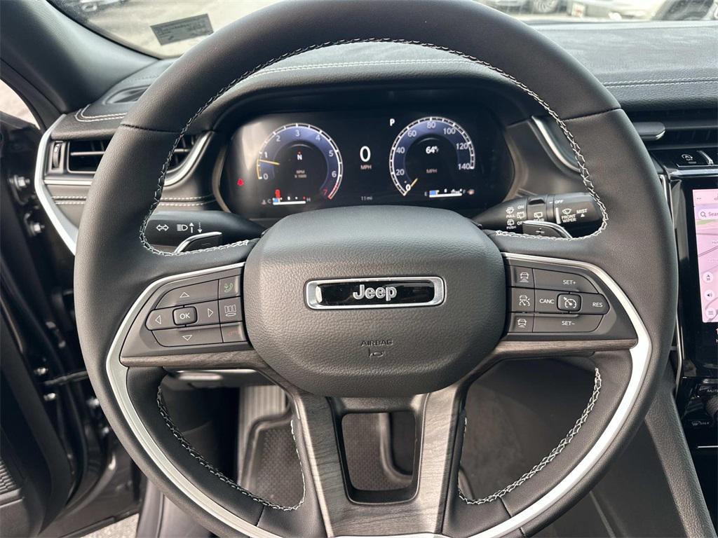 new 2025 Jeep Grand Cherokee L car, priced at $46,005