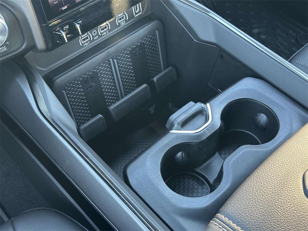 new 2026 Ram 1500 car, priced at $61,805