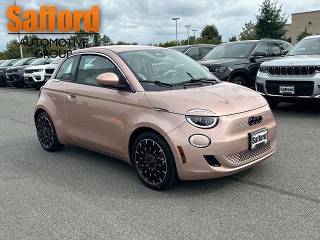 new 2024 FIAT 500e car, priced at $32,498