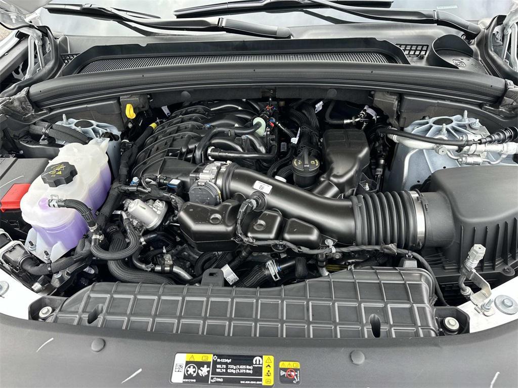 new 2025 Jeep Grand Cherokee car, priced at $36,924
