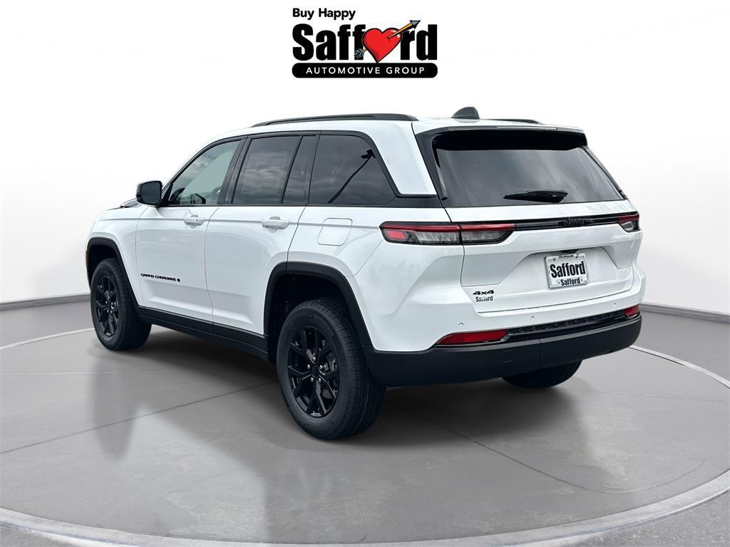 new 2025 Jeep Grand Cherokee car, priced at $36,924