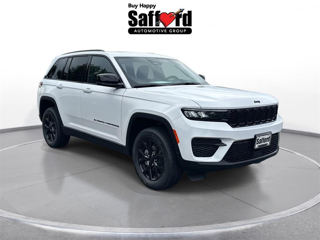 new 2025 Jeep Grand Cherokee car, priced at $36,924